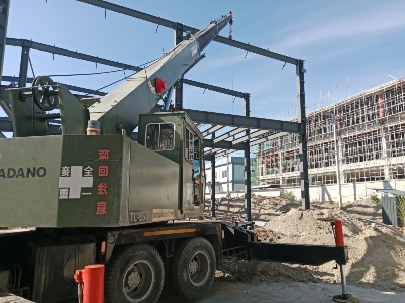 รถเฮี๊ยบพานทอง