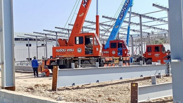 รถเครนให้เช่านิคมอุตสาหกรรมระยอง